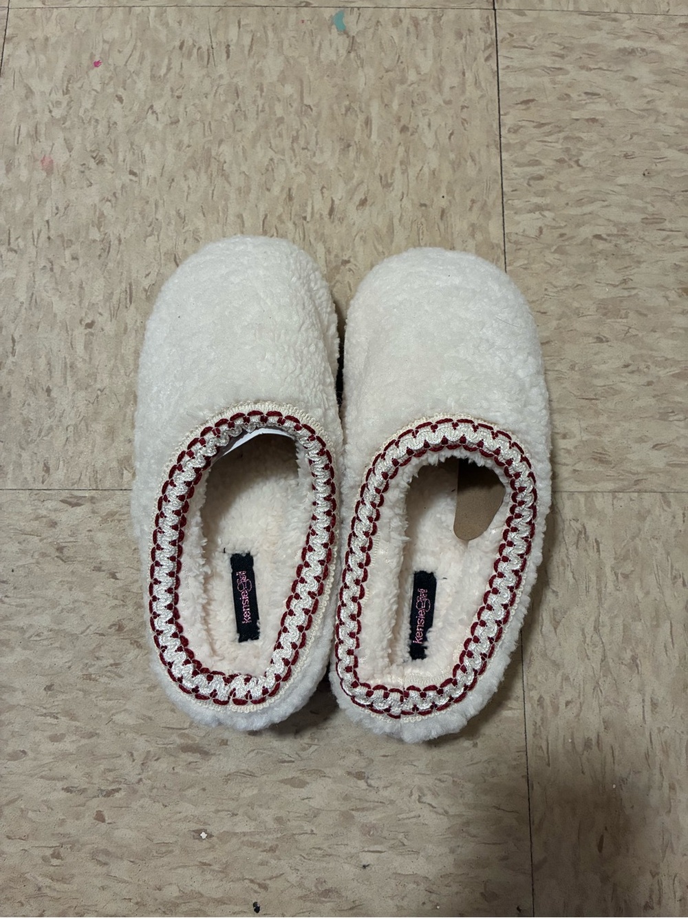 bebe Cream Sherpa Slip-On Slippers with Red Trim
